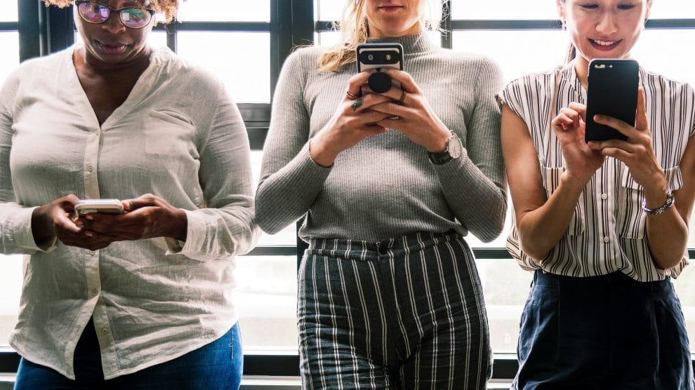 Is Tinder Worth It For Dating or Hookups?