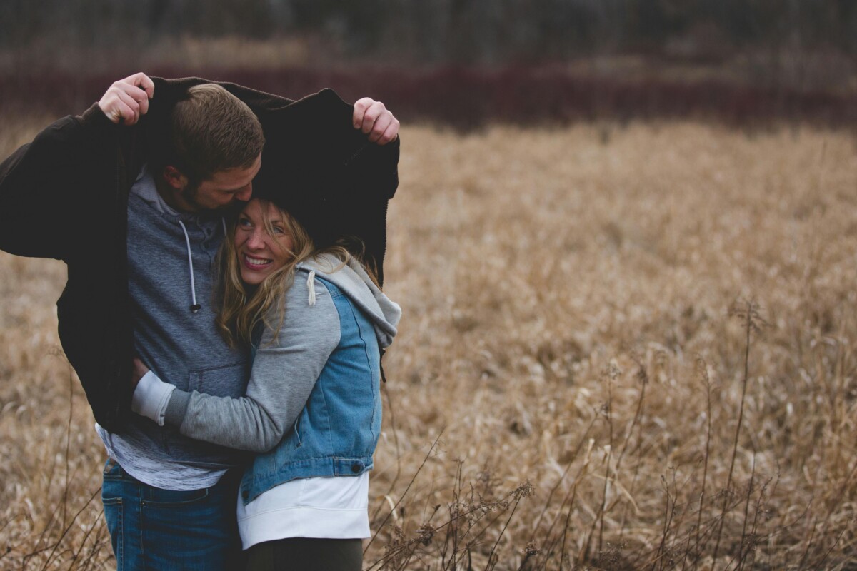 9 Alarming Signs You’re Dating a Narcissist (And What to Do About It)