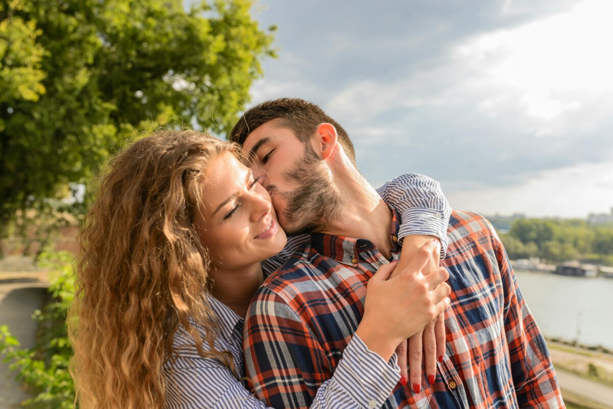 Laugh Through the Pain: Witty Breakup Quotes to Brighten Your Mood