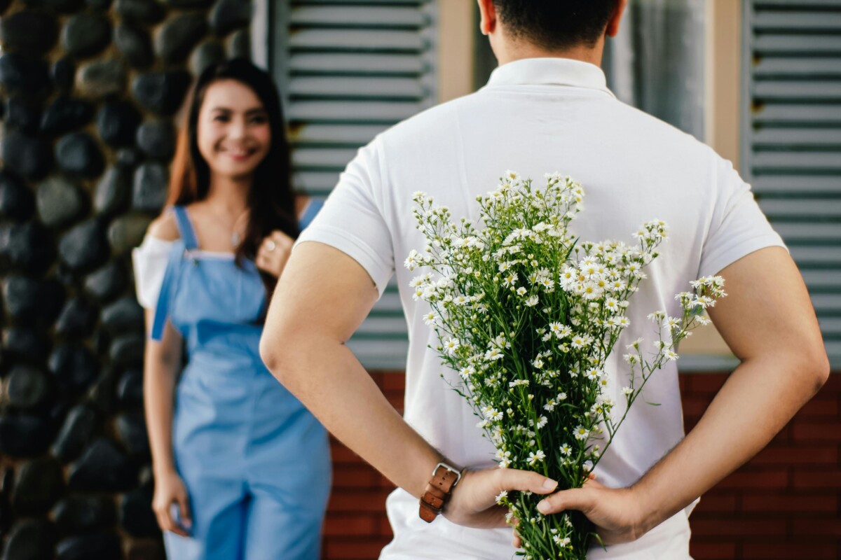 Think Outside the Candlelight: 12 Unique Valentine’s Day Dates Beyond Dinner