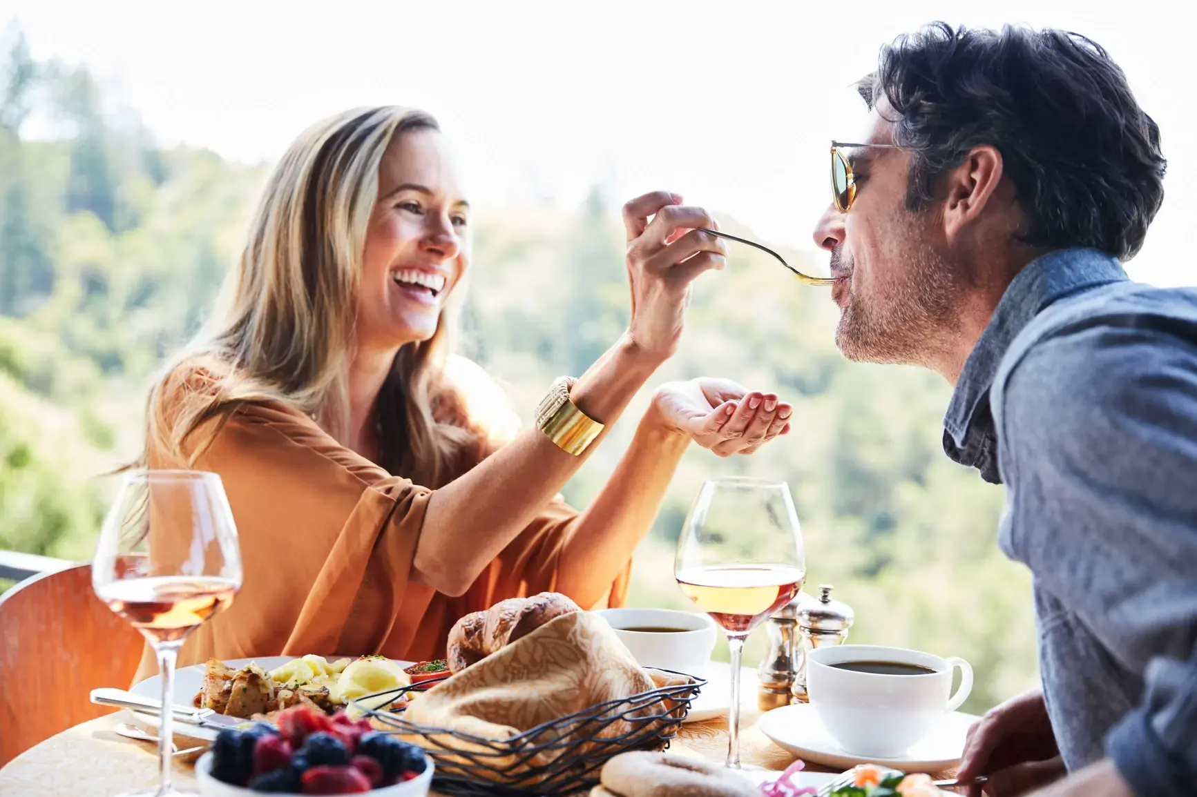 Road Trip Romance: 20 Cute Car Date Ideas You’ll Love